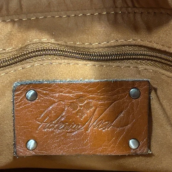 Patricia Nash Leather Calvi Handbag Crossbody in Red - Picture 7 of 15